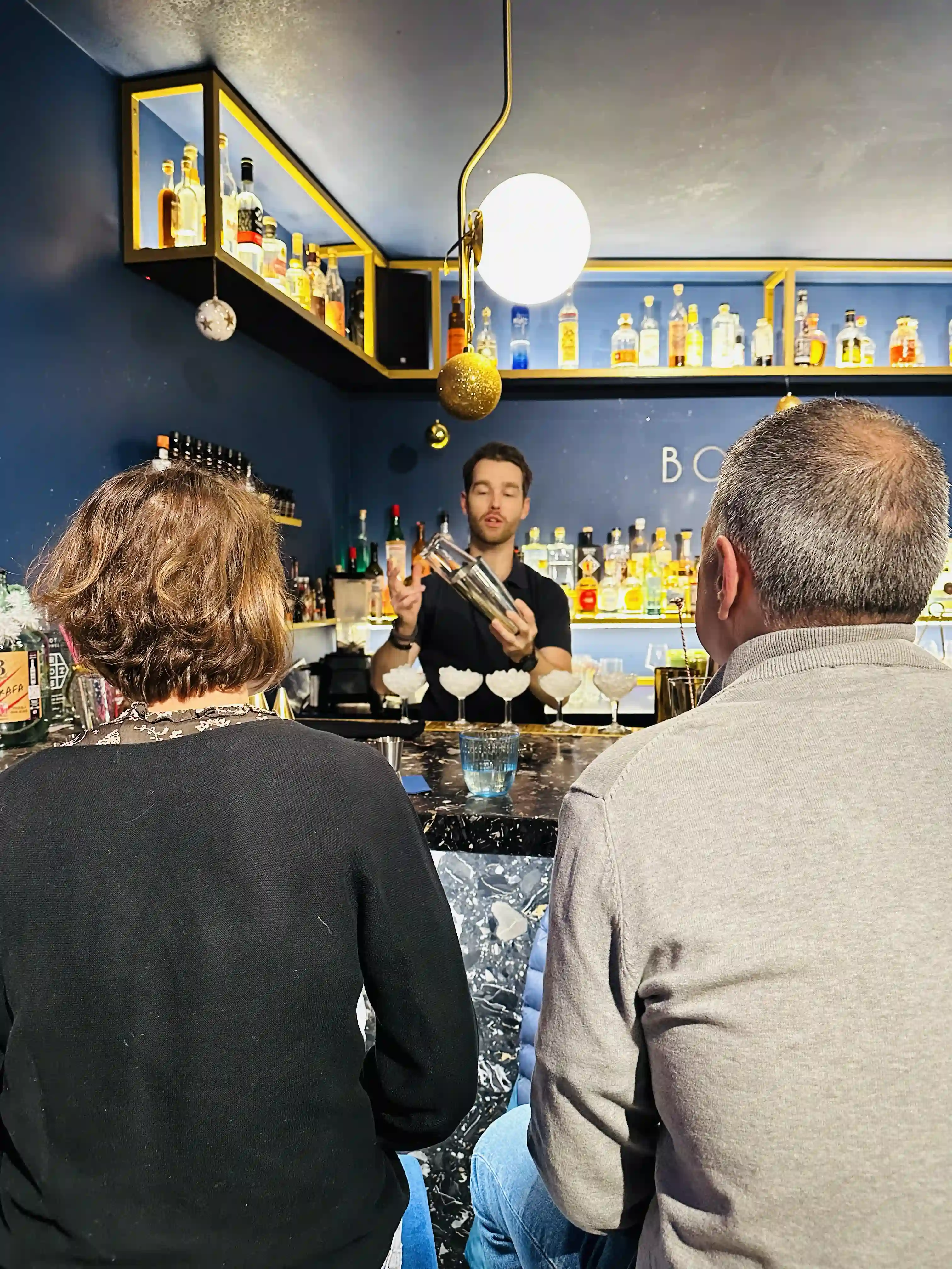 Bonsoir Cocktail Bar 13